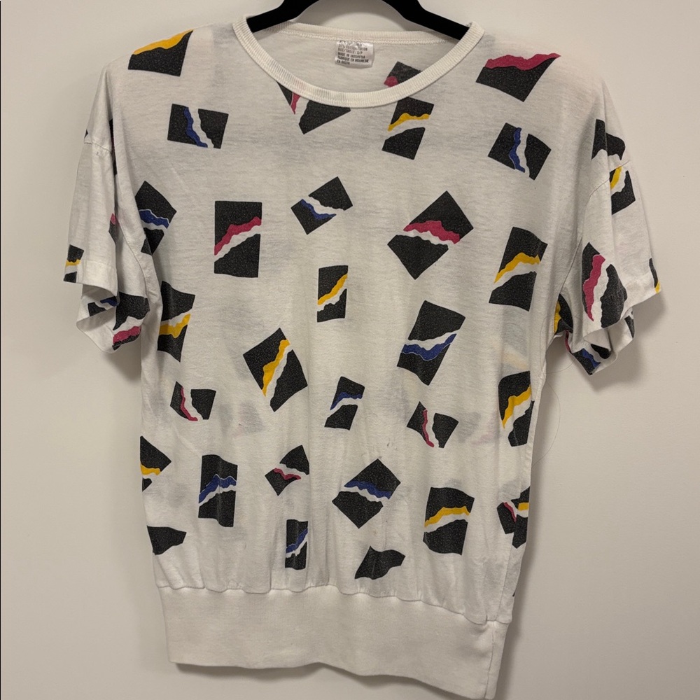 80s Geometric Tee with Shoulder Pads